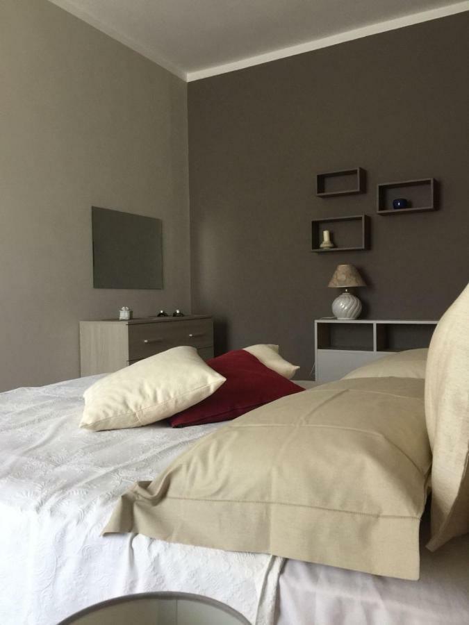 A Casa Di Gio Bed & Breakfast Lecce Bagian luar foto
